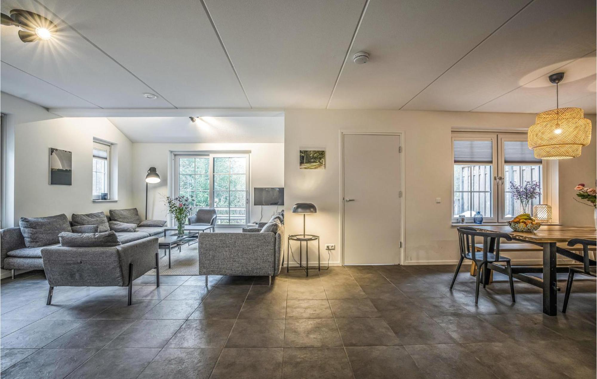 Amazing Home In Rijssen With Wifi Екстериор снимка