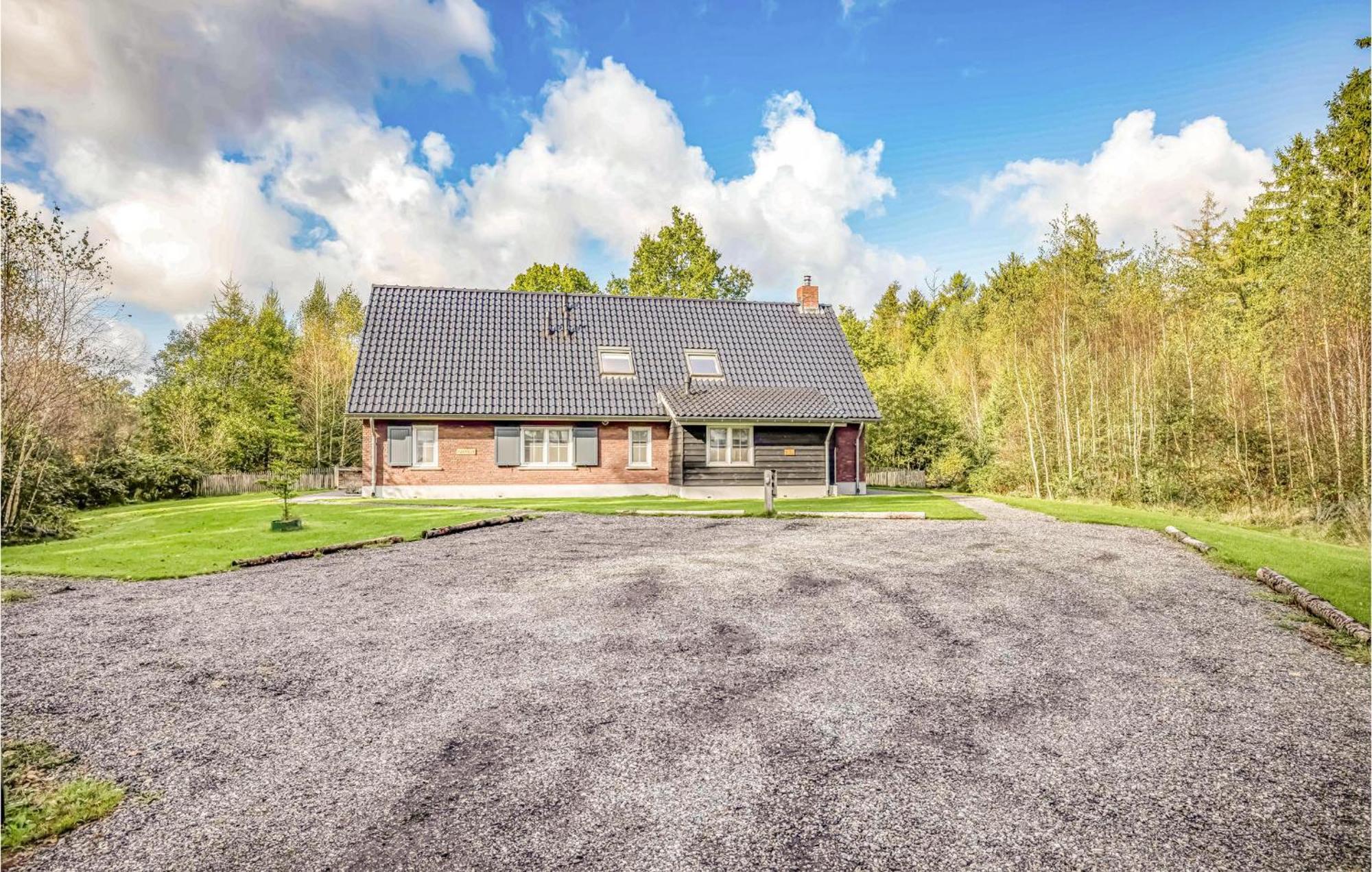 Amazing Home In Rijssen With Wifi Екстериор снимка